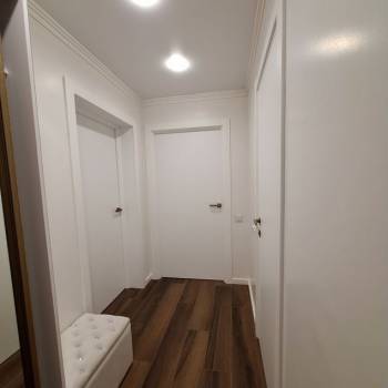 Продается 1-комнатная квартира, 47 м²