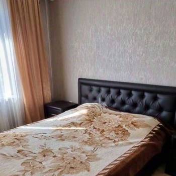 Сдается 2-х комнатная квартира, 70 м²