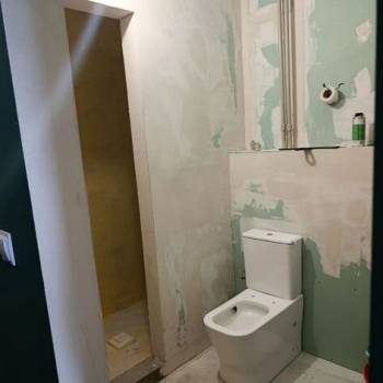 Продается 1-комнатная квартира, 50 м²