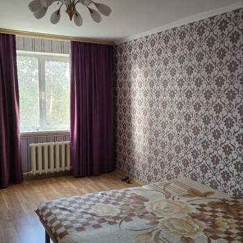 Продается 1-комнатная квартира, 48 м²