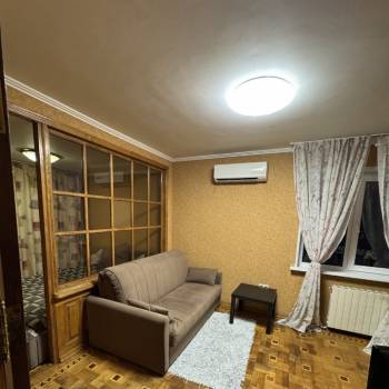 Продается 1-комнатная квартира, 36 м²