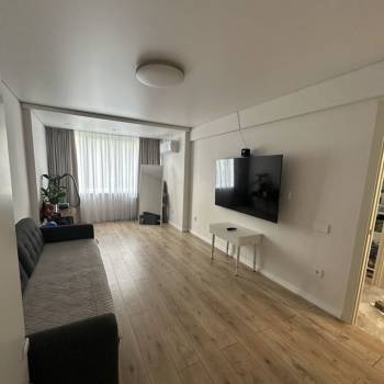 Продается 3-х комнатная квартира, 65,6 м²