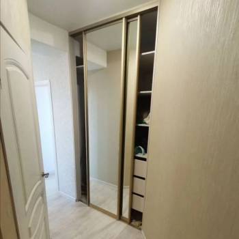 Продается 1-комнатная квартира, 42,4 м²