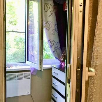 Продается 1-комнатная квартира, 35 м²