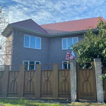 Продается Дом, 296 м²