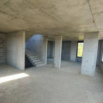 Продается Дом, 210 м²