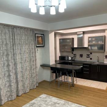 Сдается Многокомнатная квартира, 82 м²