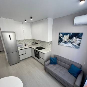 Продается 1-комнатная квартира, 40 м²
