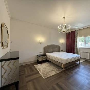 Продается Дом, 200 м²