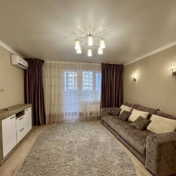Сдается 2-х комнатная квартира, 60 м²