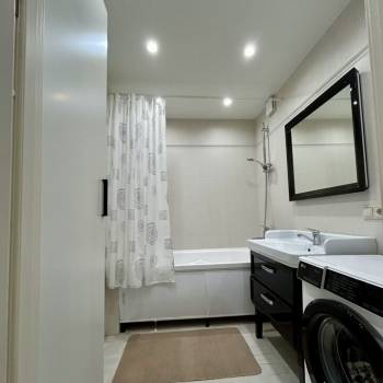 Сдается 2-х комнатная квартира, 60 м²