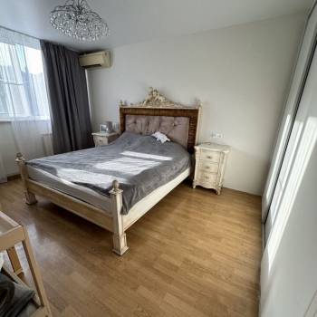 Продается 3-х комнатная квартира, 80,7 м²