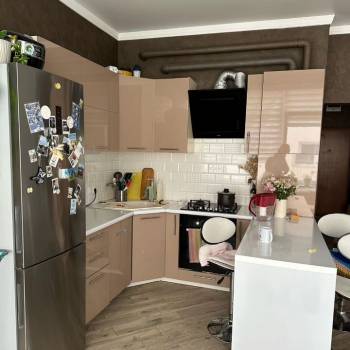Продается 3-х комнатная квартира, 58 м²