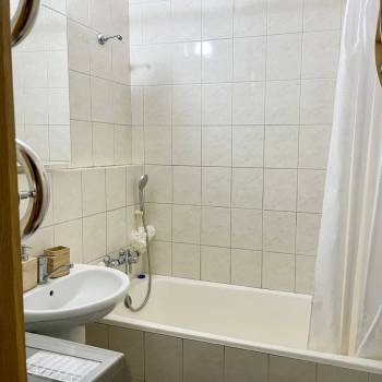Сдается 2-х комнатная квартира, 55 м²