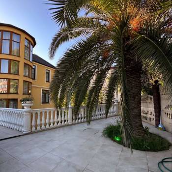 Сдается Многокомнатная квартира, 150 м²