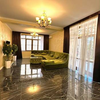Сдается Многокомнатная квартира, 150 м²