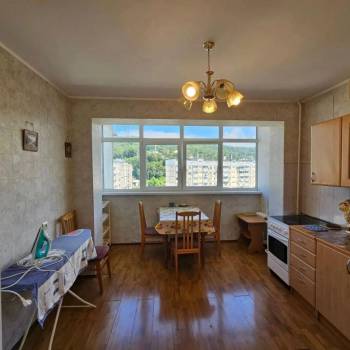 Продается 2-х комнатная квартира, 65 м²