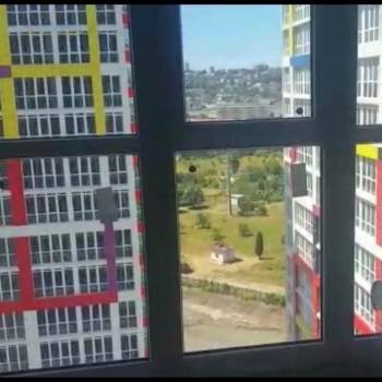 Продается 1-комнатная квартира, 37 м²