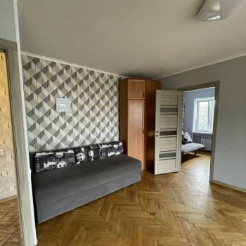 Продается 3-х комнатная квартира, 47 м²