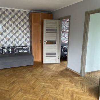 Продается 3-х комнатная квартира, 47 м²