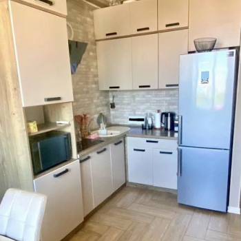 Продается 3-х комнатная квартира, 46 м²