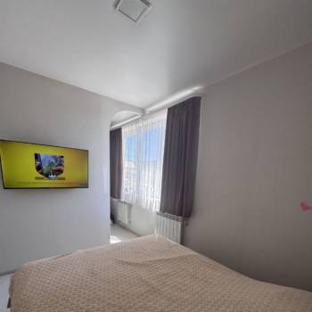 Продается Многокомнатная квартира, 60 м²