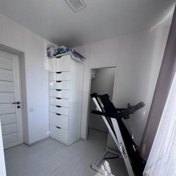 Продается Многокомнатная квартира, 60 м²