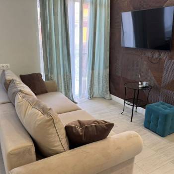 Сдается Многокомнатная квартира, 60 м²