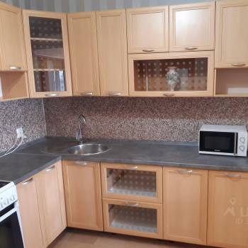 Сдается Многокомнатная квартира, 80 м²