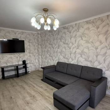 Сдается Многокомнатная квартира, 85 м²