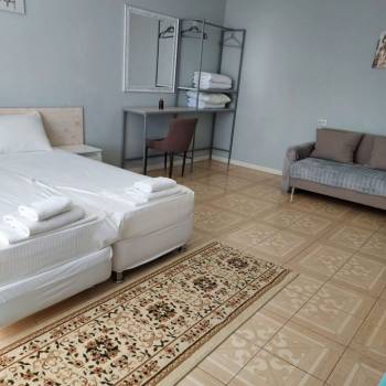 Сдается 2-х комнатная квартира, 80 м²