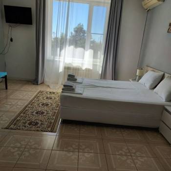 Сдается 2-х комнатная квартира, 80 м²