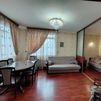 Продается 2-х комнатная квартира, 100,1 м²