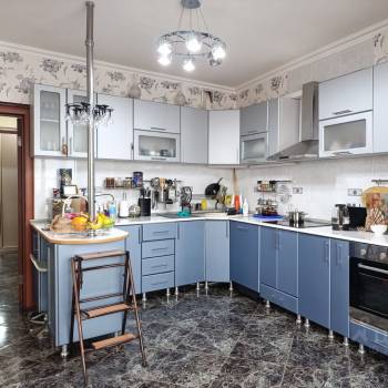 Продается 2-х комнатная квартира, 100,1 м²