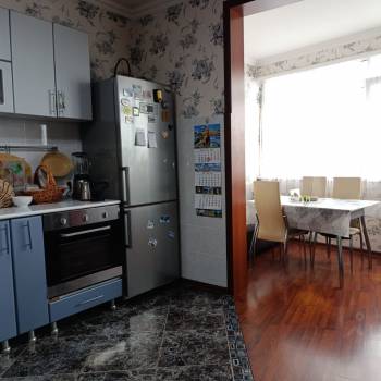 Продается 2-х комнатная квартира, 100,1 м²