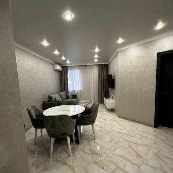 Сдается Многокомнатная квартира, 60 м²