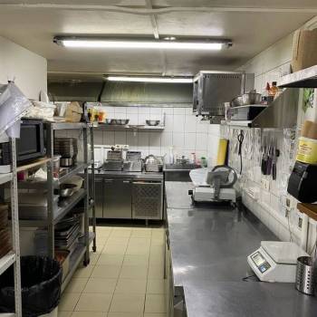 Продается Нежилое помещение, 267 м²