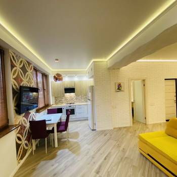Сдается 2-х комнатная квартира, 60 м²