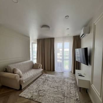Продается 1-комнатная квартира, 35 м²