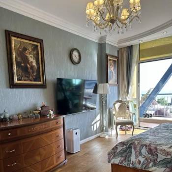 Продается 2-х комнатная квартира, 106 м²