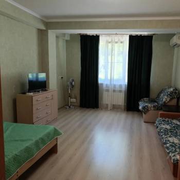 Сдается 1-комнатная квартира, 51 м²