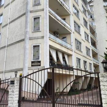 Продается 3-х комнатная квартира, 128 м²