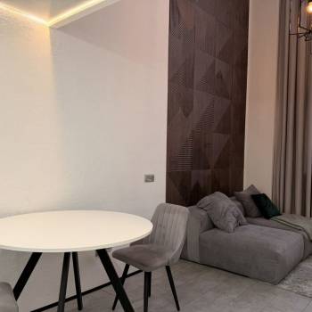 Продается 1-комнатная квартира, 36 м²