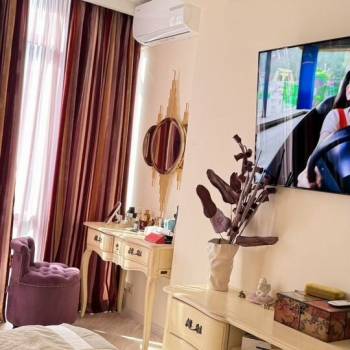 Продается 1-комнатная квартира, 52 м²