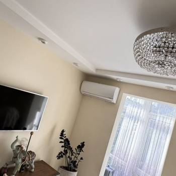 Продается 1-комнатная квартира, 52 м²