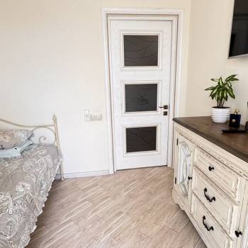 Продается 1-комнатная квартира, 52 м²