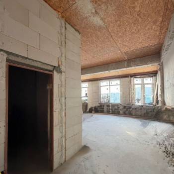 Продается 1-комнатная квартира, 47 м²