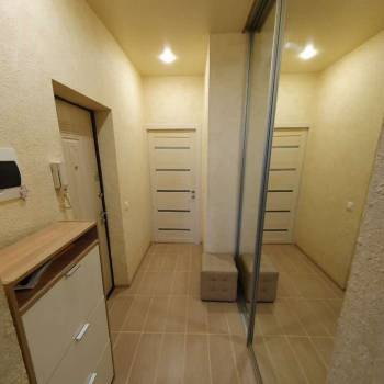 Продается 1-комнатная квартира, 39 м²