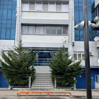 Продается 1-комнатная квартира, 61,9 м²