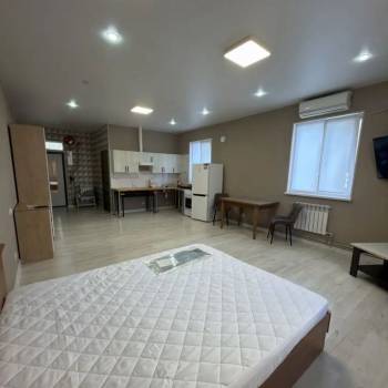 Сдается 1-комнатная квартира, 50 м²